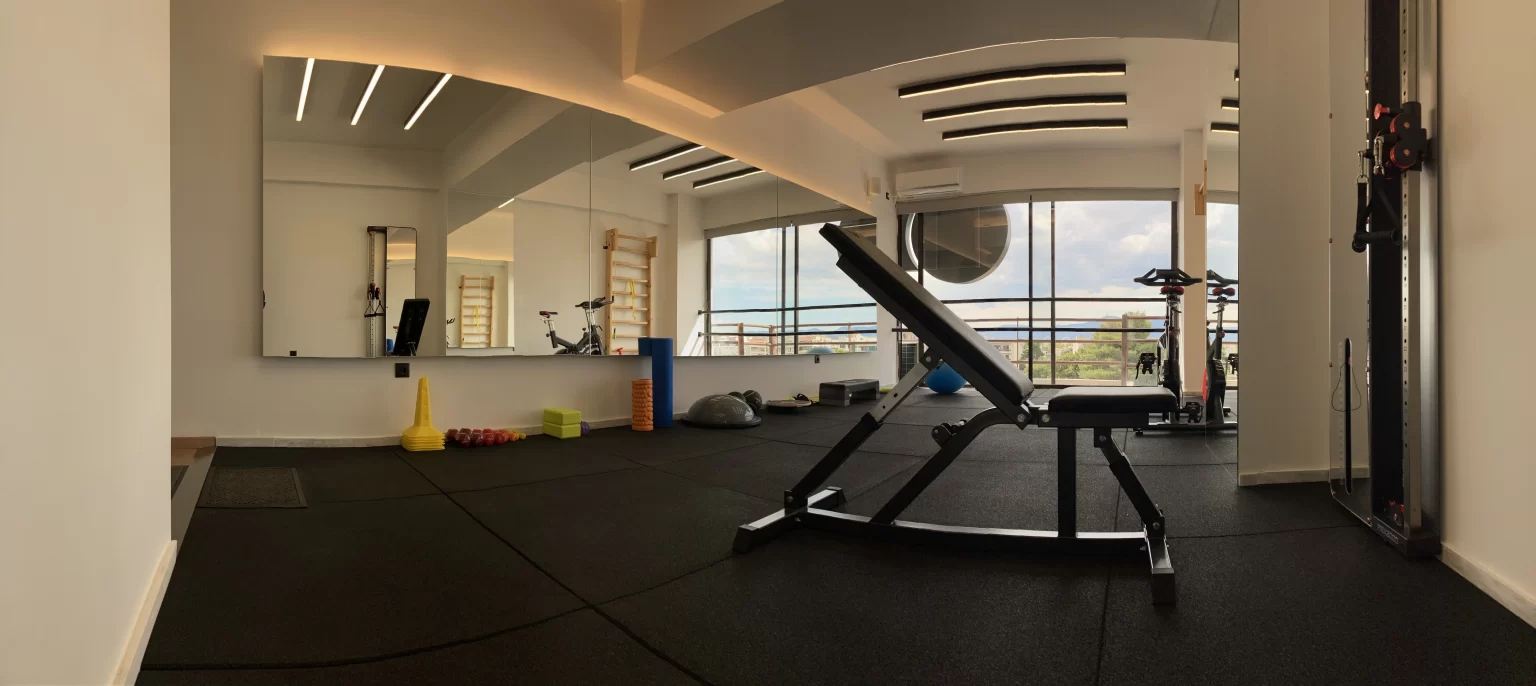 Ο χώρος μας: Αίθουσα Άσκησης του κέντρου Προηγμένη Φυσικοθεραπεία Μαυροπάνος στην Αγία Παρασκευή
